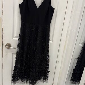 Dress by population Chic Black Floral Midi Dress